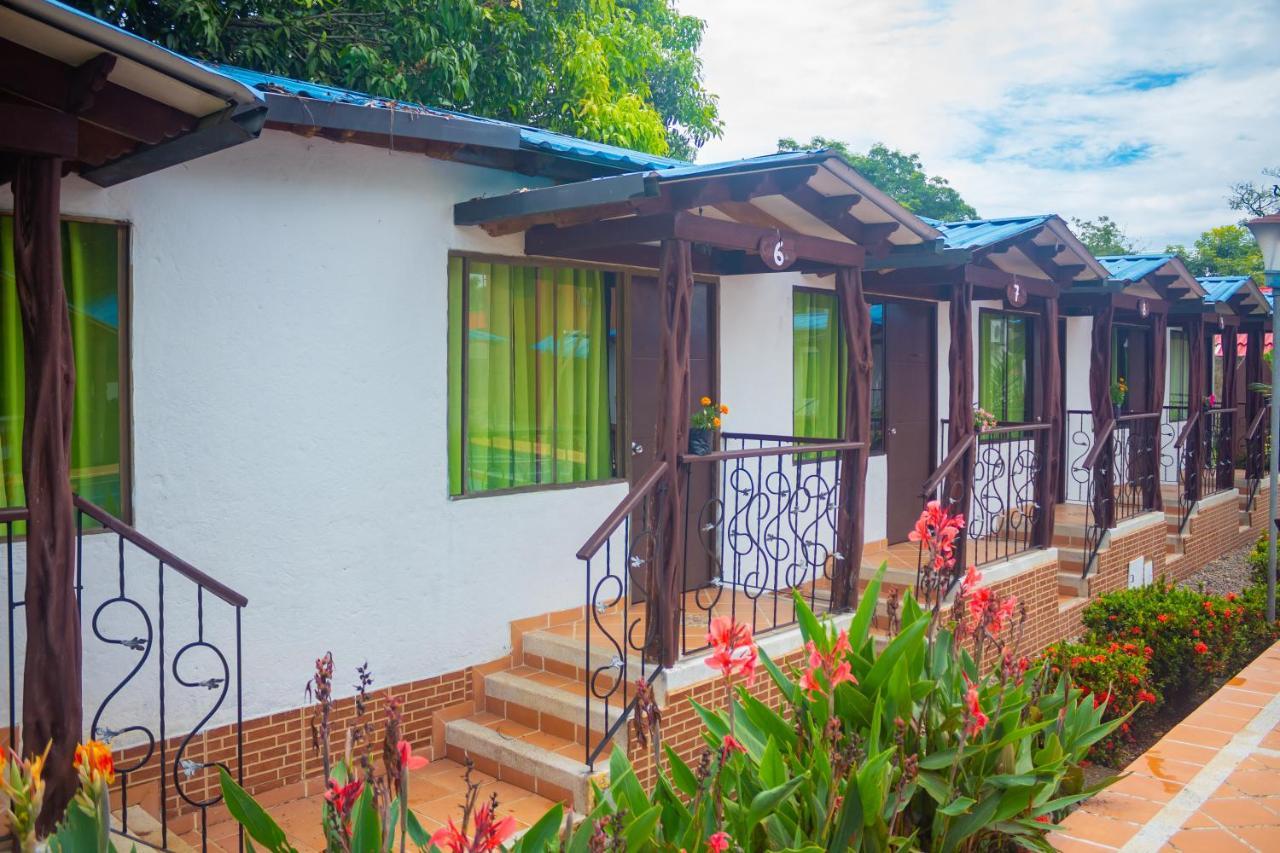 Cabanas El Saman Villavicencio Apiay Dış mekan fotoğraf