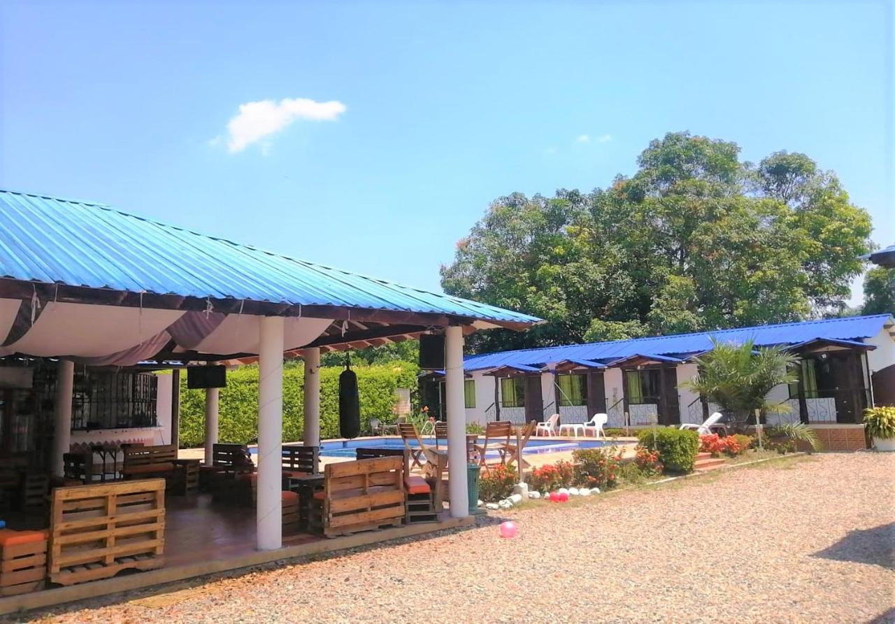 Cabanas El Saman Villavicencio Apiay Dış mekan fotoğraf